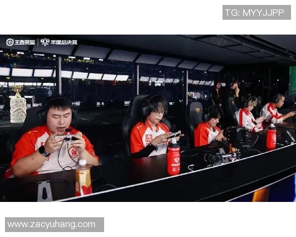 AG超玩会与狼队激烈对决谁将问鼎荣耀赛季巅峰之战